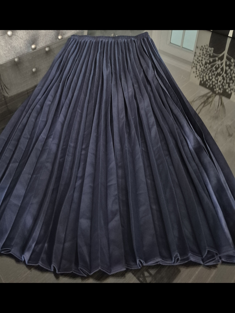 Women’s Pleated A-Line Maxi Skirt in Navy NWOT!